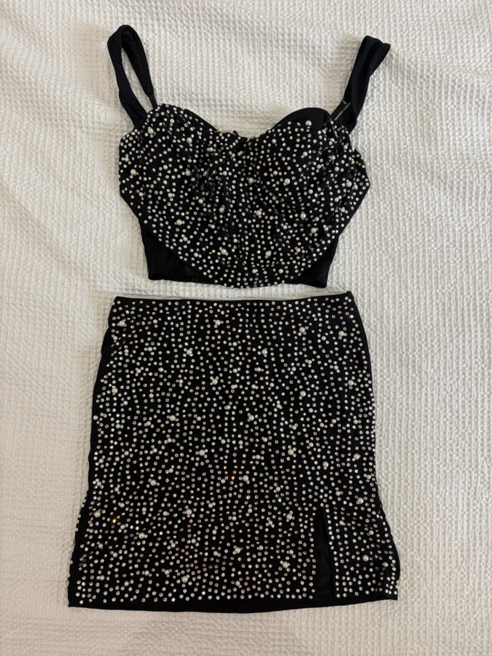 Windsor 2 Piece Pearl & Sequins Set